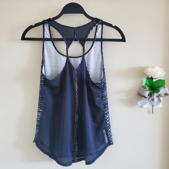 Under Armor womens workout tank top size s black white scoop neck mesh back - Picture 12 of 15